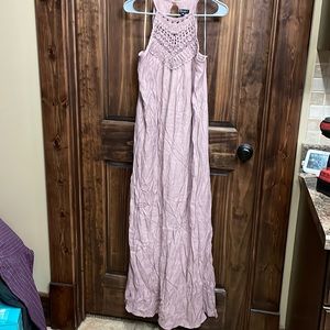 Sleeveless maxi dress